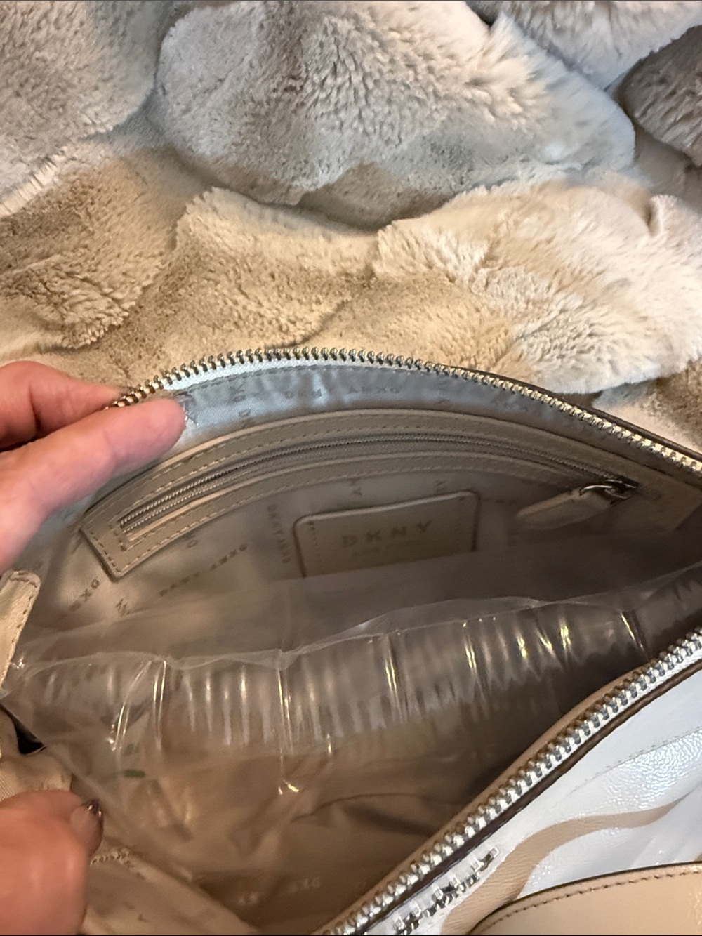 DKNY Cream Patent Crossbody with Silver Hardware - Picture 4 of 12